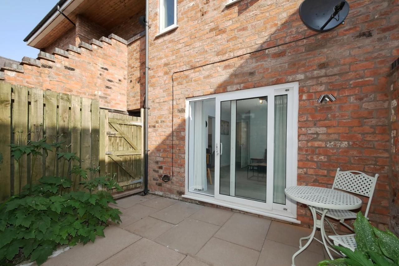 Crewe Short Lets 1 Victoria Court, Crewe Daire Dış mekan fotoğraf